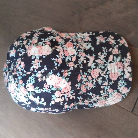 🇨🇦***MPOMPON Floral Cap / Adjustable - Picture 2 of 7